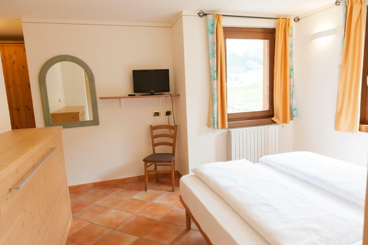 Residence Bait Da Mott Livigno Exterior foto